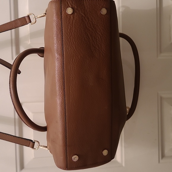 47. Michael Kors Astrid Handbag - Picture 7 of 15